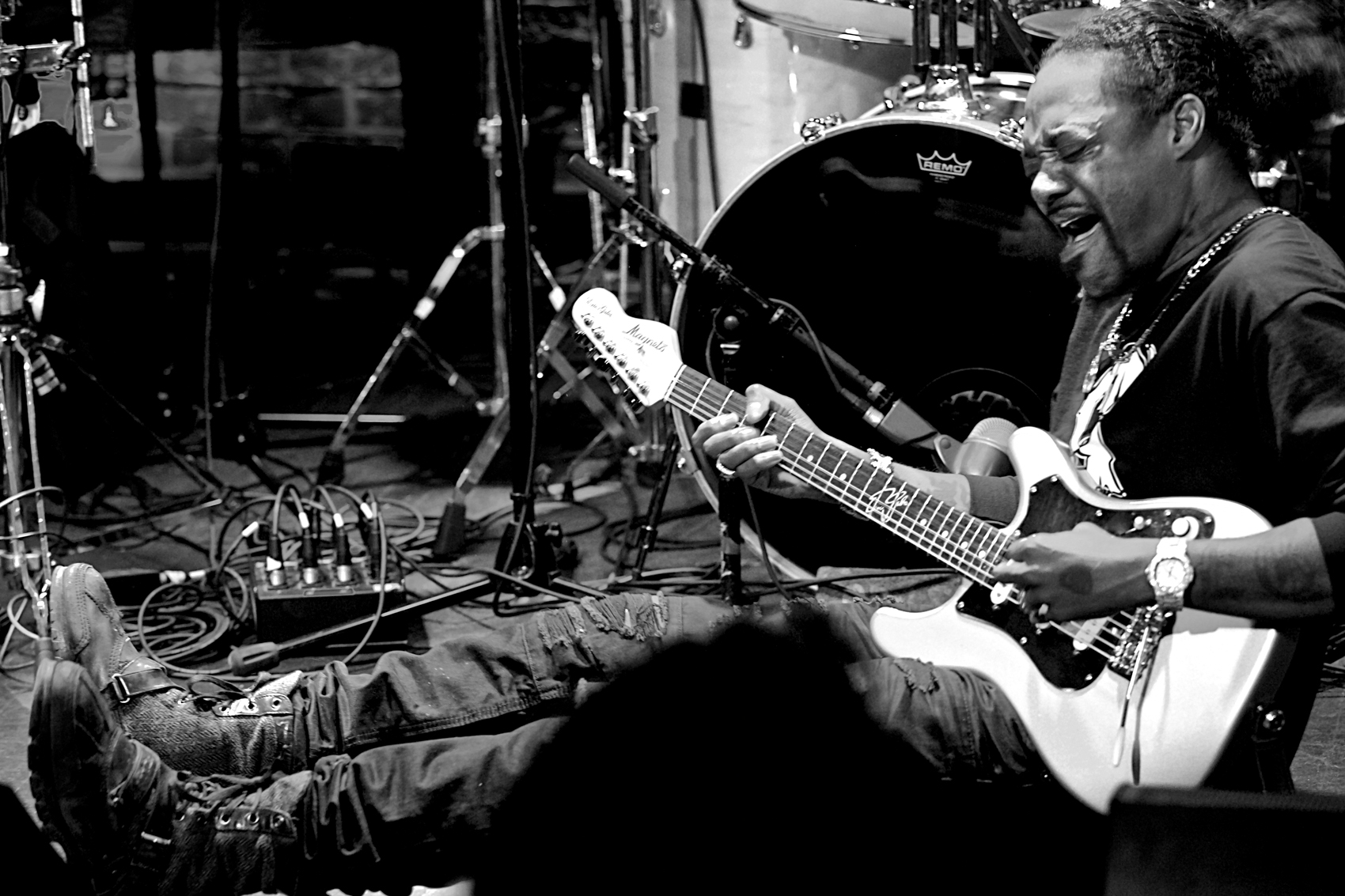 Eric Gales
Eric Gales Band
Iridium
New York, NY
January 30, 2018

DerekBrad.com